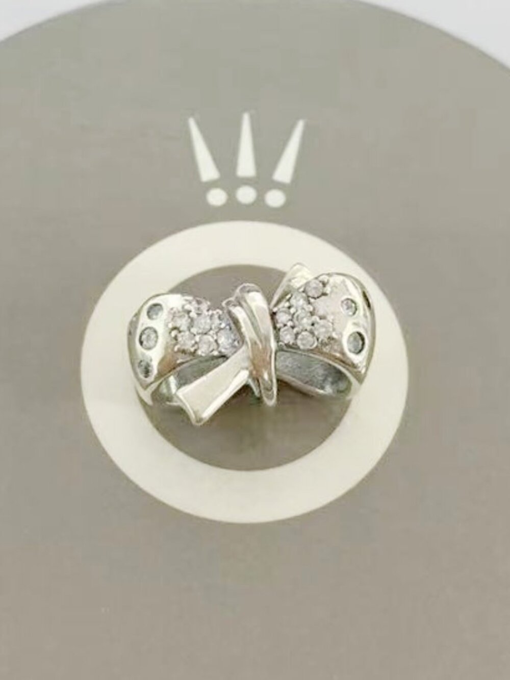 Pandora Sparkling Bow Charm